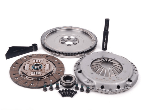 EMBRAGUE 1.8T STAGE 1, INCLUYE VOLANTE (ESR198031S1)